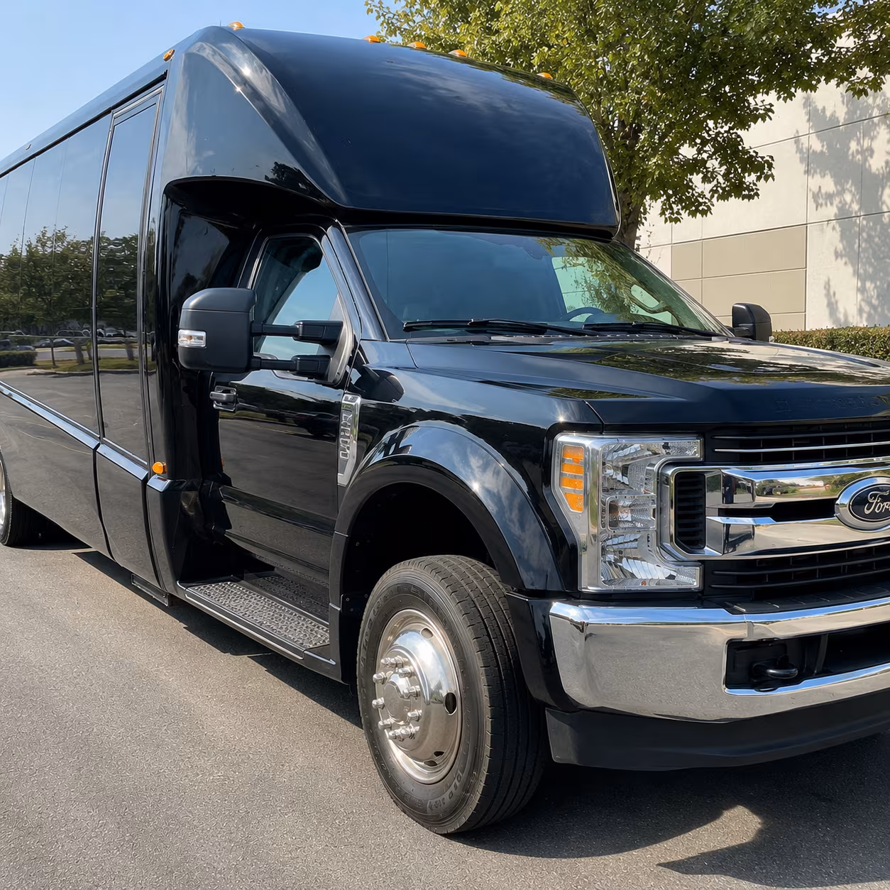 charlotte bus rentals